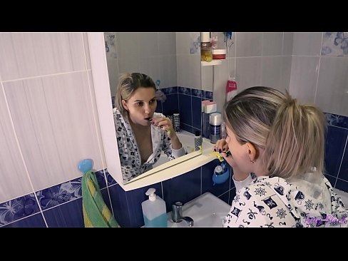 ❤️ Hack með unga í náttfötum endar oral ásamt í rass - lety black ☑ Gæðaklám á is.filmepornonline.ru ❌️